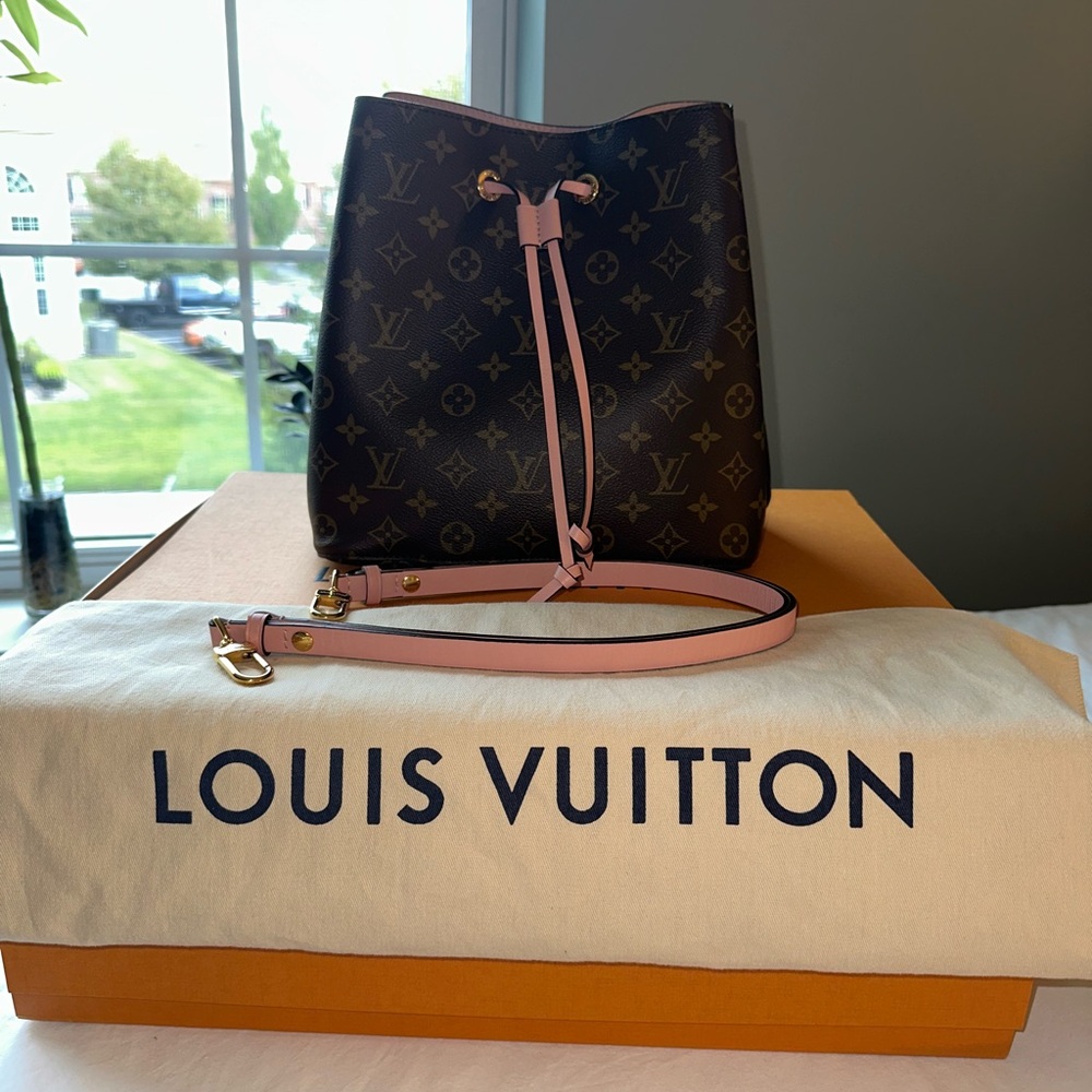 Louis Vuitton Neonoe